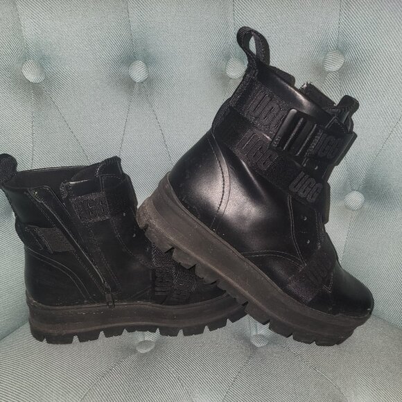 Combat boots - Picture 1 of 3